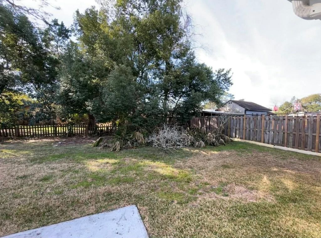 Image 43 of property listing at 26 FARMBROOK LANE, Palm Coast, FL 32137