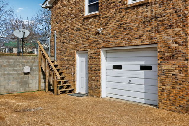 4207 Moss Hill Dr, Nunnelly, TN 37137