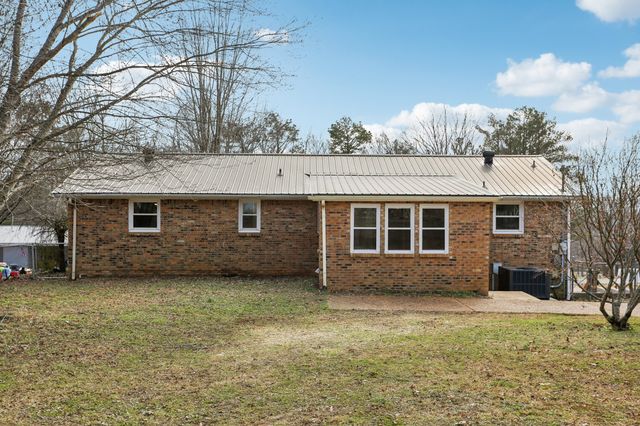 4207 Moss Hill Dr, Nunnelly, TN 37137