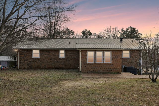 4207 Moss Hill Dr, Nunnelly, TN 37137