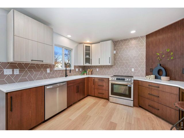 1025 Valley Dr, Windsor, CO 80550