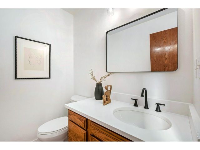 1025 Valley Dr, Windsor, CO 80550