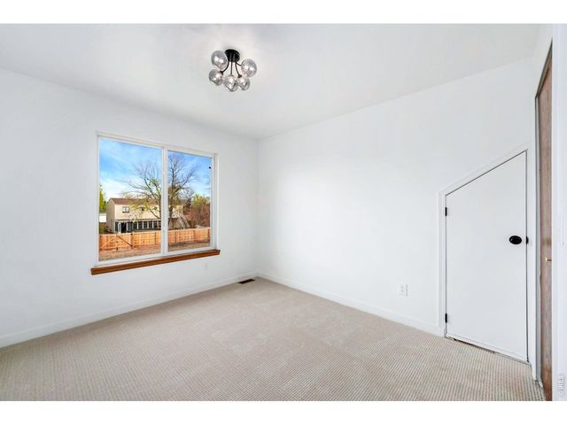 1025 Valley Dr, Windsor, CO 80550