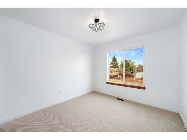 1025 Valley Dr, Windsor, CO 80550