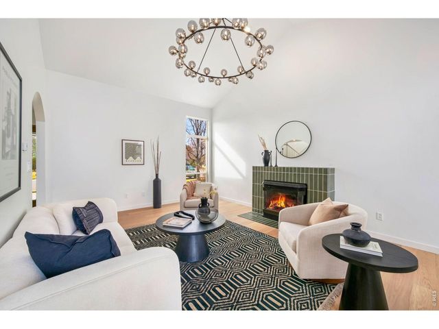 1025 Valley Dr, Windsor, CO 80550