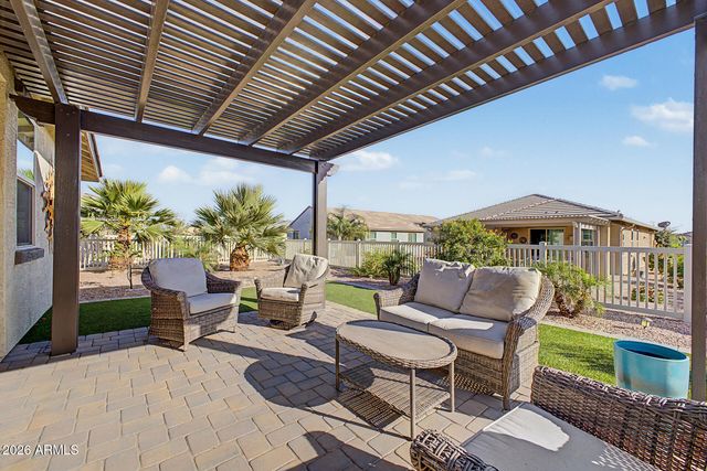 41767 W SAGEBRUSH Court, Maricopa, AZ 85138