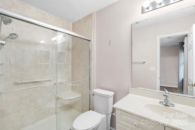 4226 Melrose Club Drive, Matthews, NC 28105