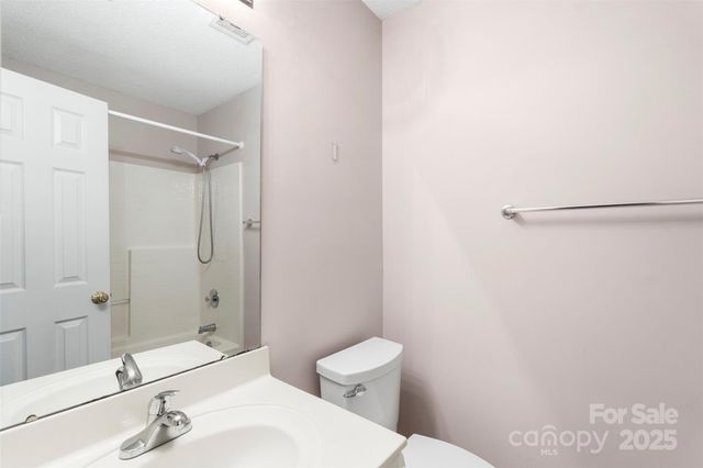 4226 Melrose Club Drive, Matthews, NC 28105