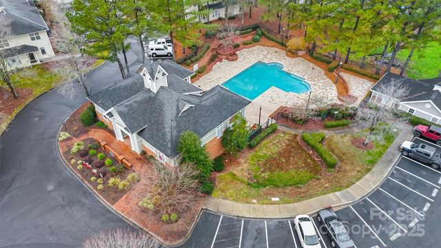 4226 Melrose Club Drive, Matthews, NC 28105