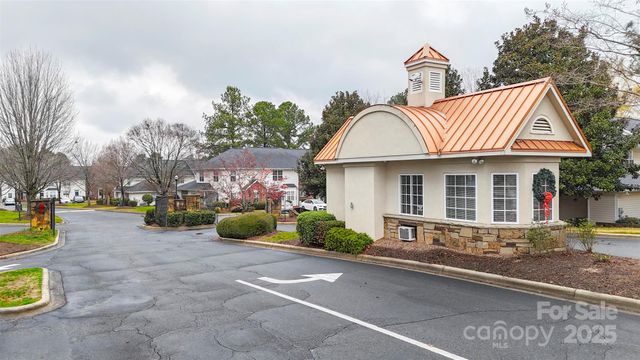 4226 Melrose Club Drive, Matthews, NC 28105