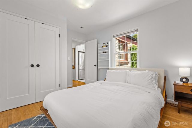 3701 SW Henderson Street, Seattle, WA 98126