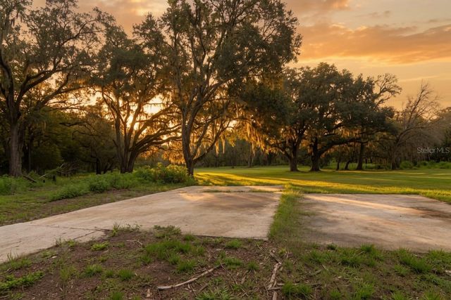 24368 DORSEY SMITH ROAD, Brooksville, FL 34601