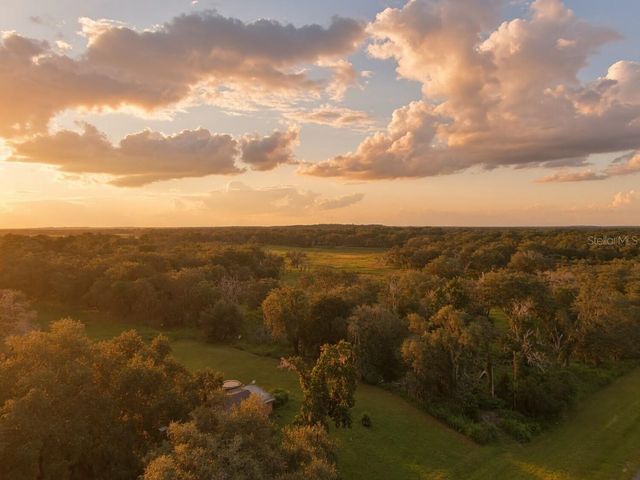 24368 DORSEY SMITH ROAD, Brooksville, FL 34601