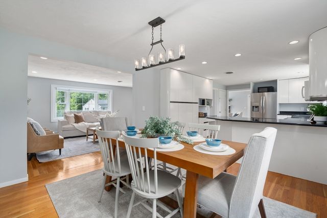 11 Foxhill Rd, Framingham, MA 01701