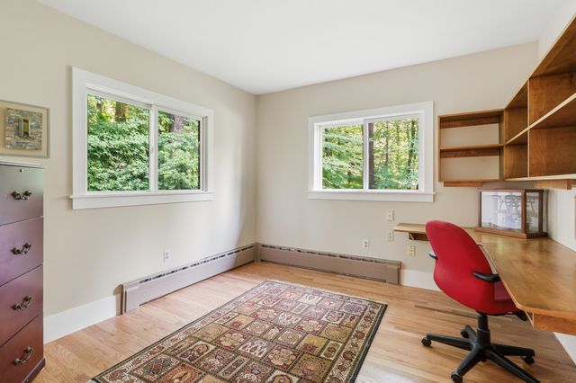 131 Warren Ave, Harvard, MA 01451