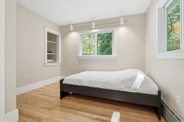 131 Warren Ave, Harvard, MA 01451