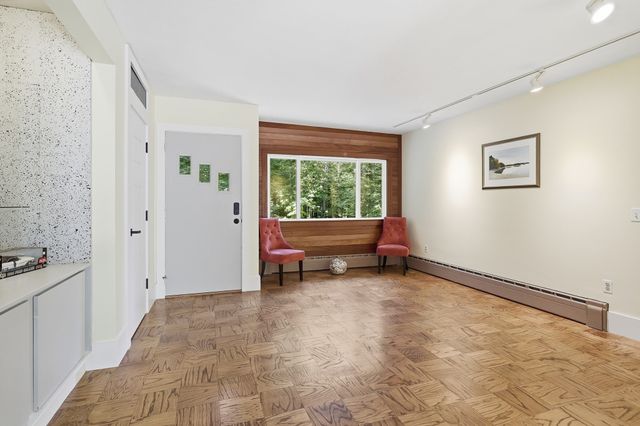 131 Warren Ave, Harvard, MA 01451