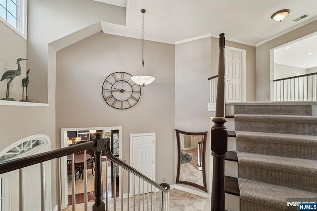 16 Baxter Lane, West Orange, NJ 07052