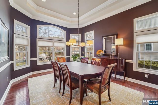 16 Baxter Lane, West Orange, NJ 07052
