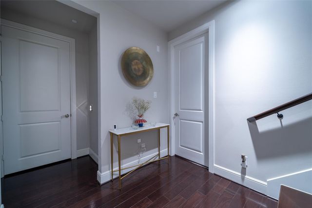 4008 Barnes Street, Houston, TX 77007