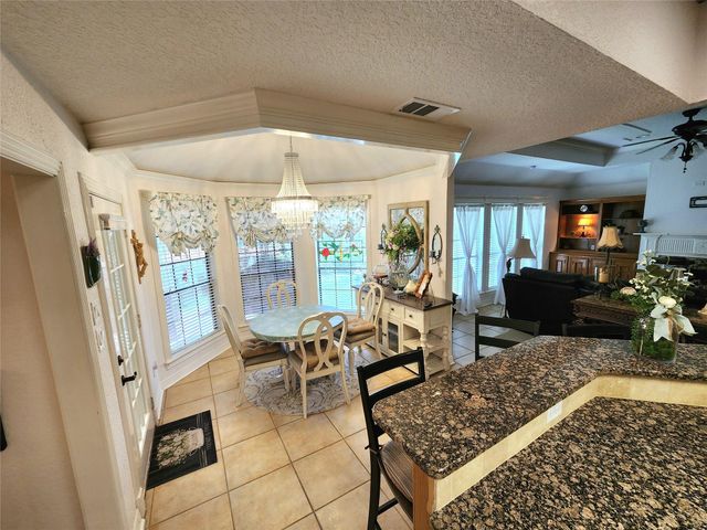 104 Portulaca Street, Lake Jackson, TX 77566