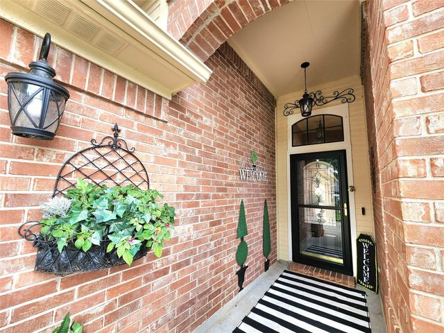 104 Portulaca Street, Lake Jackson, TX 77566