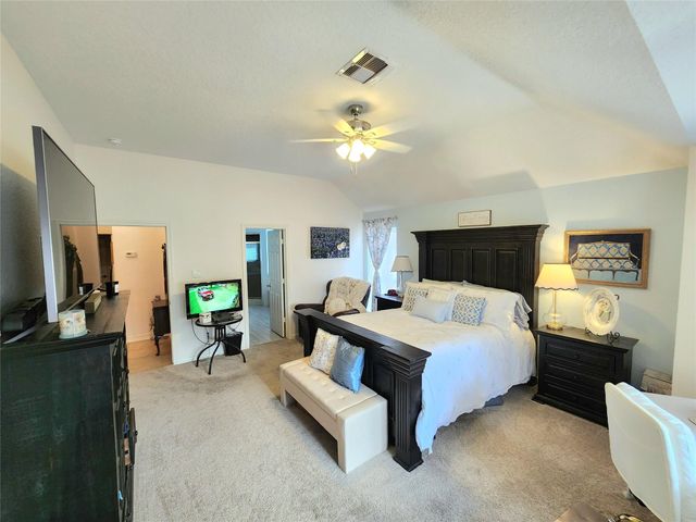 104 Portulaca Street, Lake Jackson, TX 77566