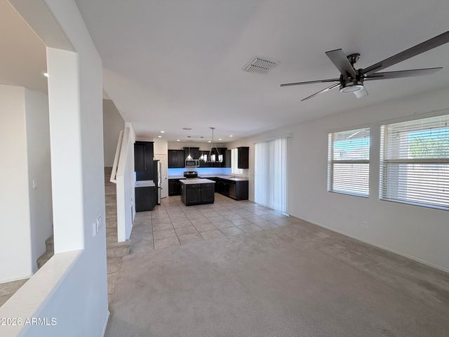 13232 W Tether Trail, Peoria, AZ 85383