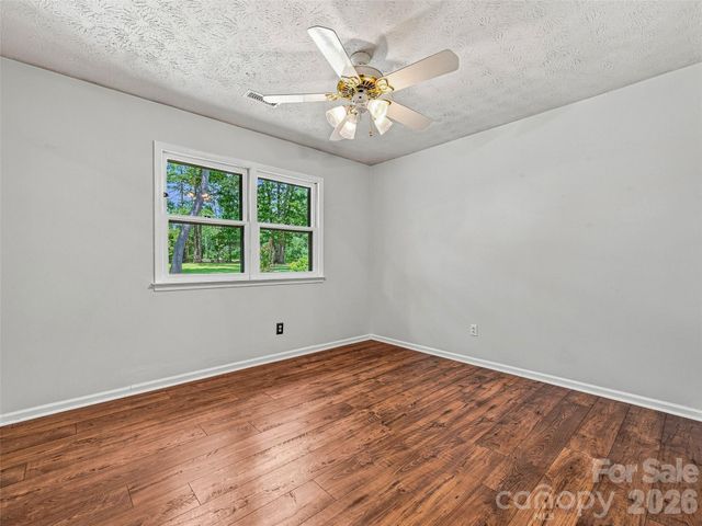 38 Chadwick Wade Drive, Asheville, NC 28804