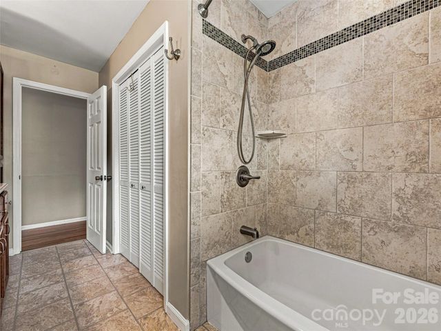 38 Chadwick Wade Drive, Asheville, NC 28804