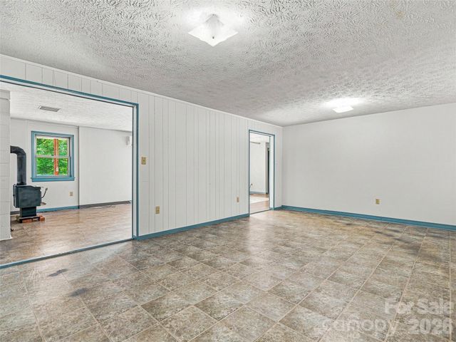 38 Chadwick Wade Drive, Asheville, NC 28804