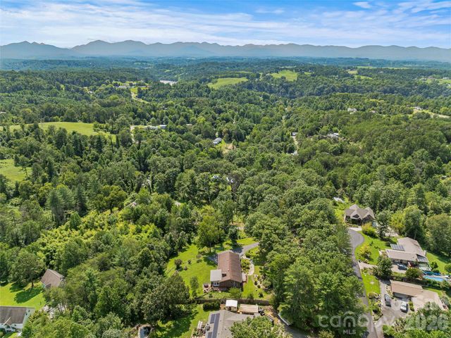 38 Chadwick Wade Drive, Asheville, NC 28804