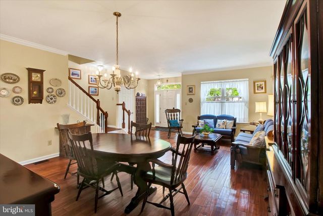 107 CASTLE DR, North Wales, PA 19454