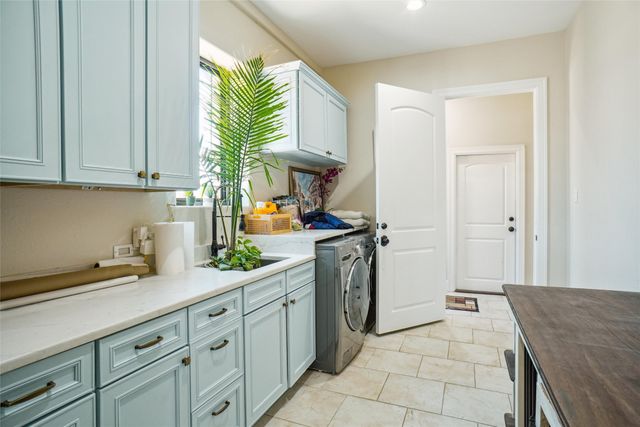 9033 Quarry Hill Court, Fort Worth, TX 76179