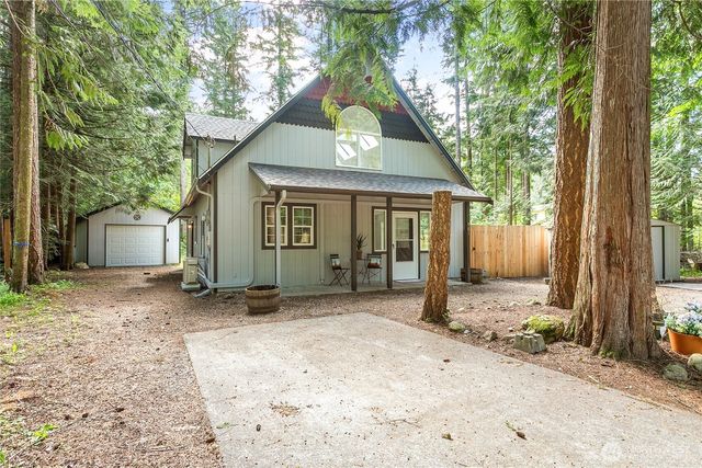 981 Red Valley Lane, Maple Falls, WA 98266