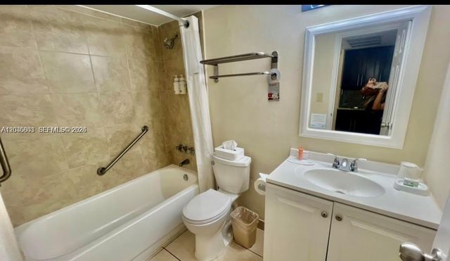 19201 Collins Avenue 942, Sunny Isles Beach, FL 33160