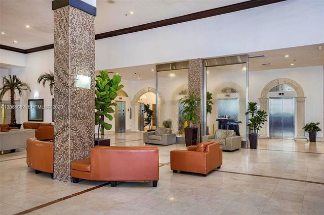 19201 Collins Avenue 942, Sunny Isles Beach, FL 33160