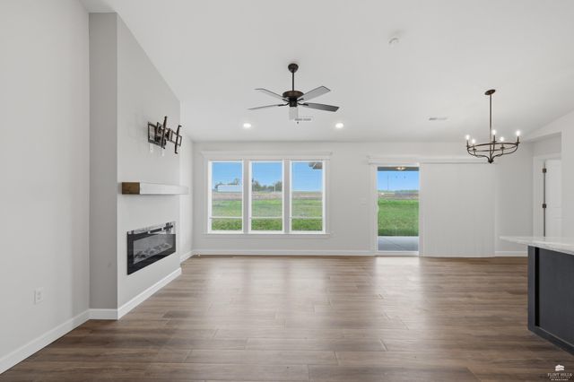 4385 Glen View, Manhattan, KS 66502