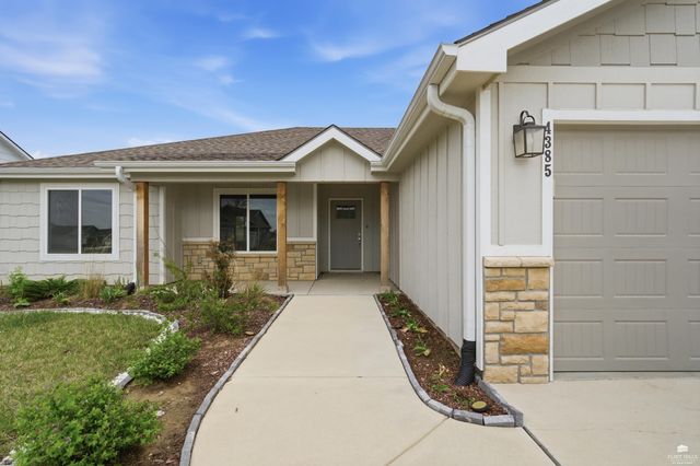 4385 Glen View, Manhattan, KS 66502