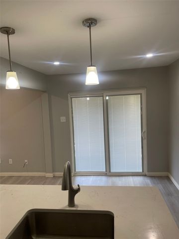 5826 Sandhurst Lane C, Dallas, TX 75206