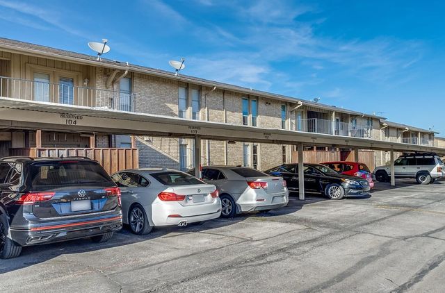 5826 Sandhurst Lane C, Dallas, TX 75206