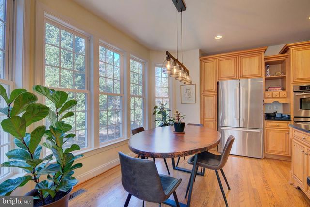 7690 OAK FIELD CT, Springfield, VA 22153