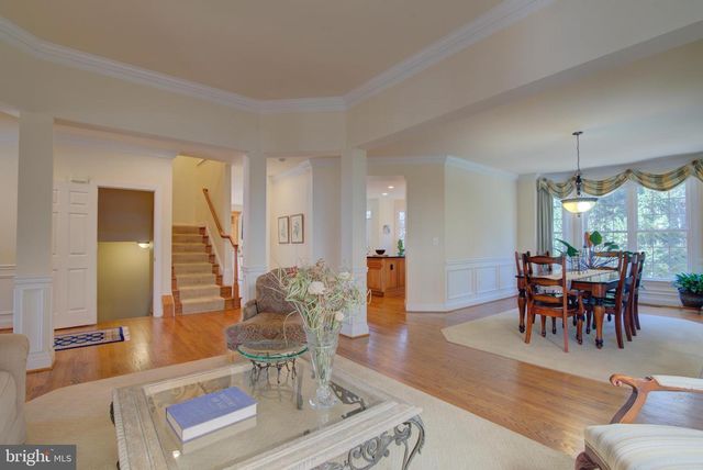 7690 OAK FIELD CT, Springfield, VA 22153