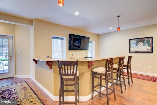 7690 OAK FIELD CT, Springfield, VA 22153