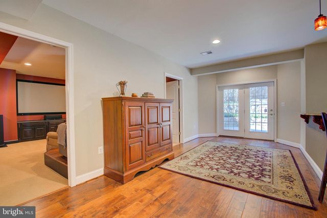 7690 OAK FIELD CT, Springfield, VA 22153