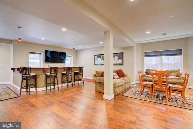 7690 OAK FIELD CT, Springfield, VA 22153