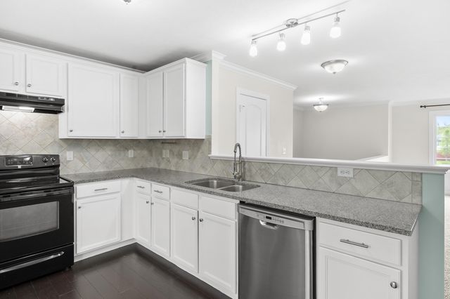 1382 Darlington Trail, Oshtemo Twp, MI 49009