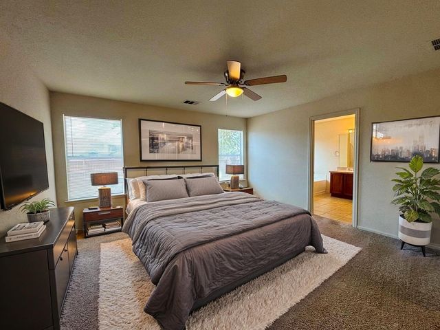 172 Spruce DR, Kyle, TX 78640