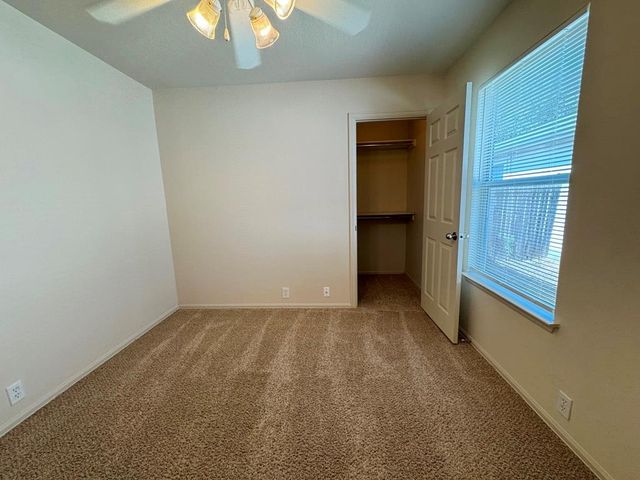 172 Spruce DR, Kyle, TX 78640