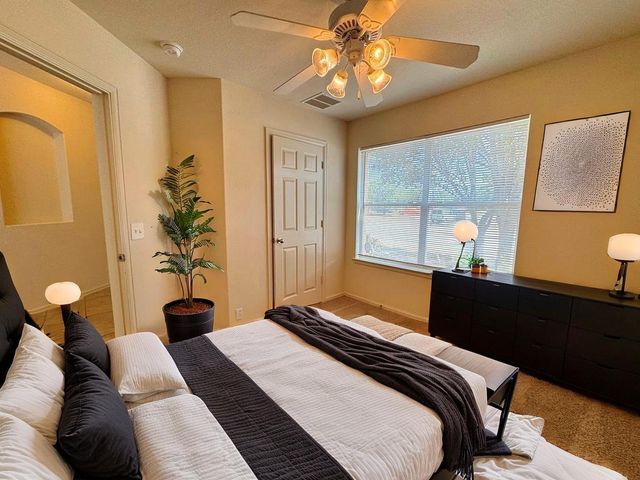 172 Spruce DR, Kyle, TX 78640